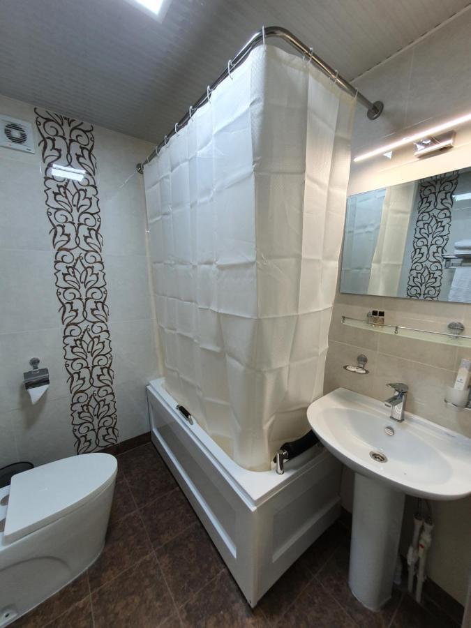 Artist Regenci Hotel タシュケント エクステリア 写真