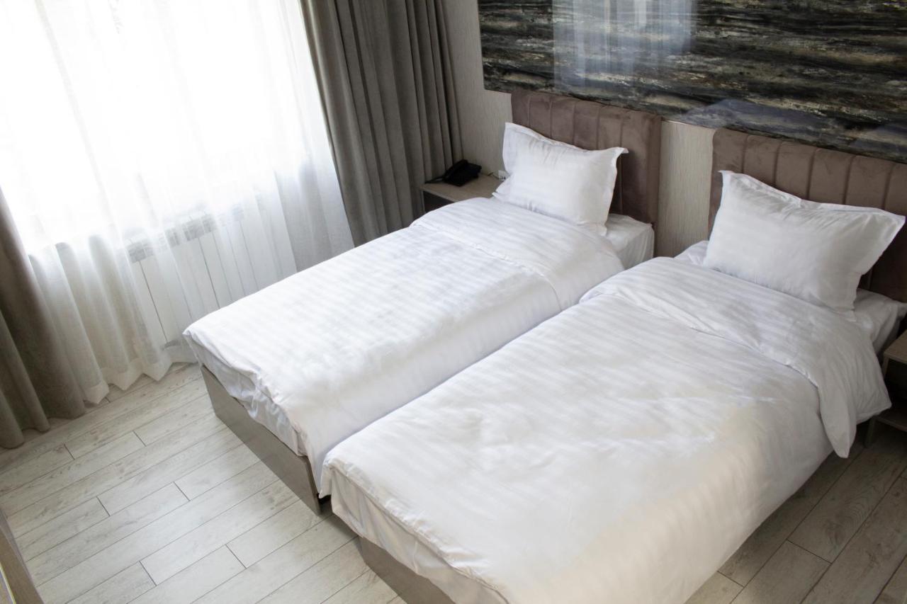 Artist Regenci Hotel タシュケント エクステリア 写真