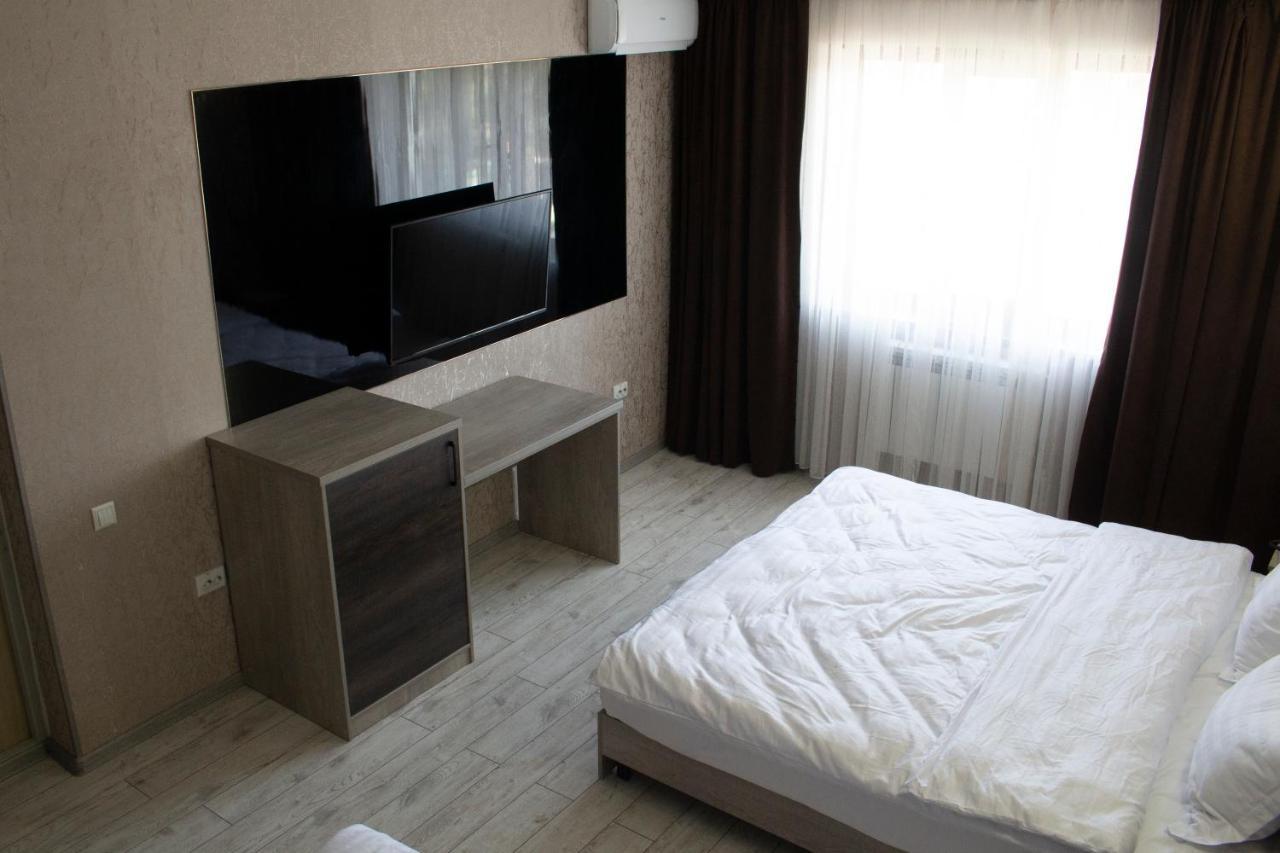 Artist Regenci Hotel タシュケント エクステリア 写真